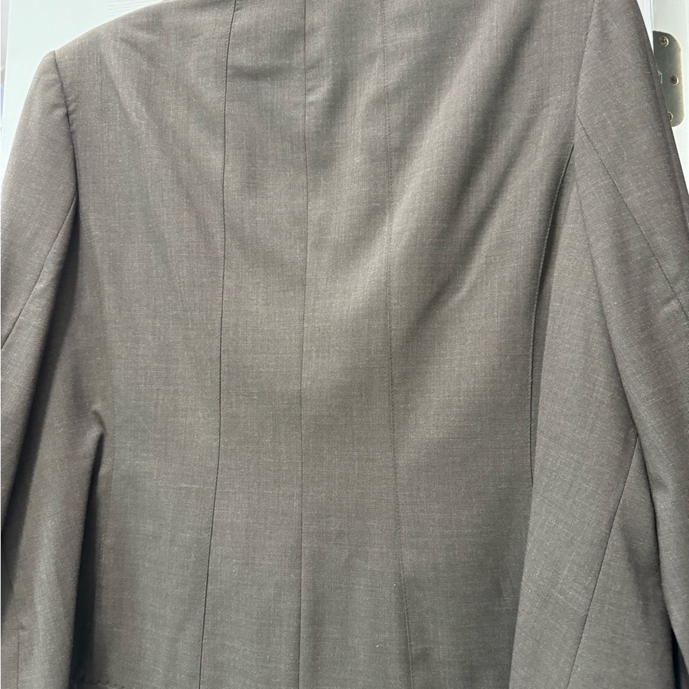 Beautiful Alfani dark brown blazer with pockets and banded hem with stitching